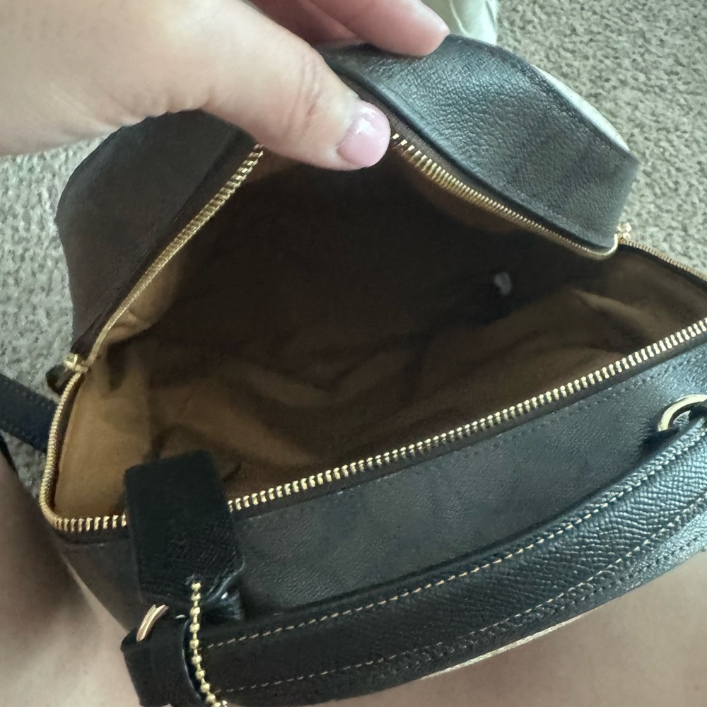 Elegant Black Leather Women's Bag